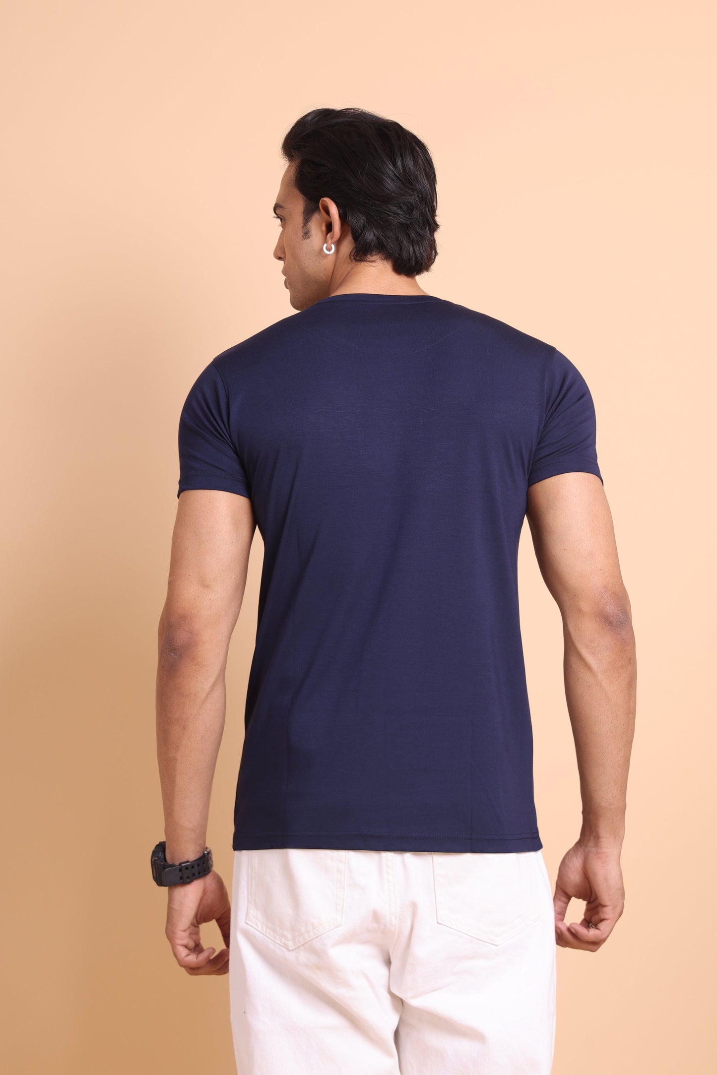 The Civao Navy Blue Solid Slim Fit T-Shirt - Fashion Forward