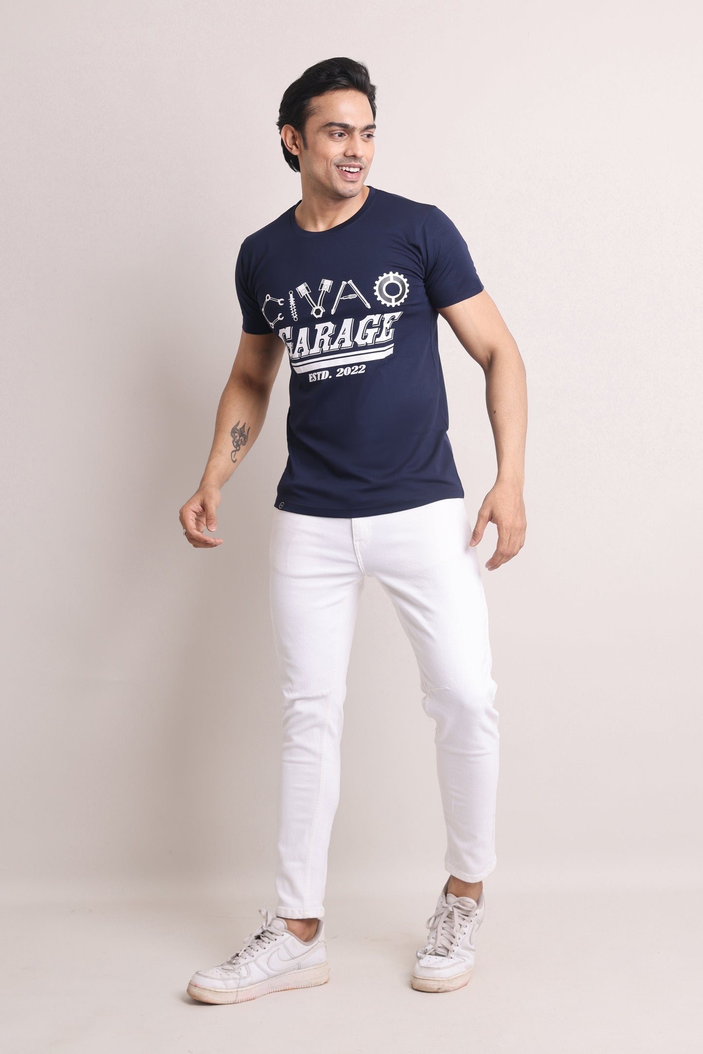 The Civao Garrage Slim Fit T-shirt