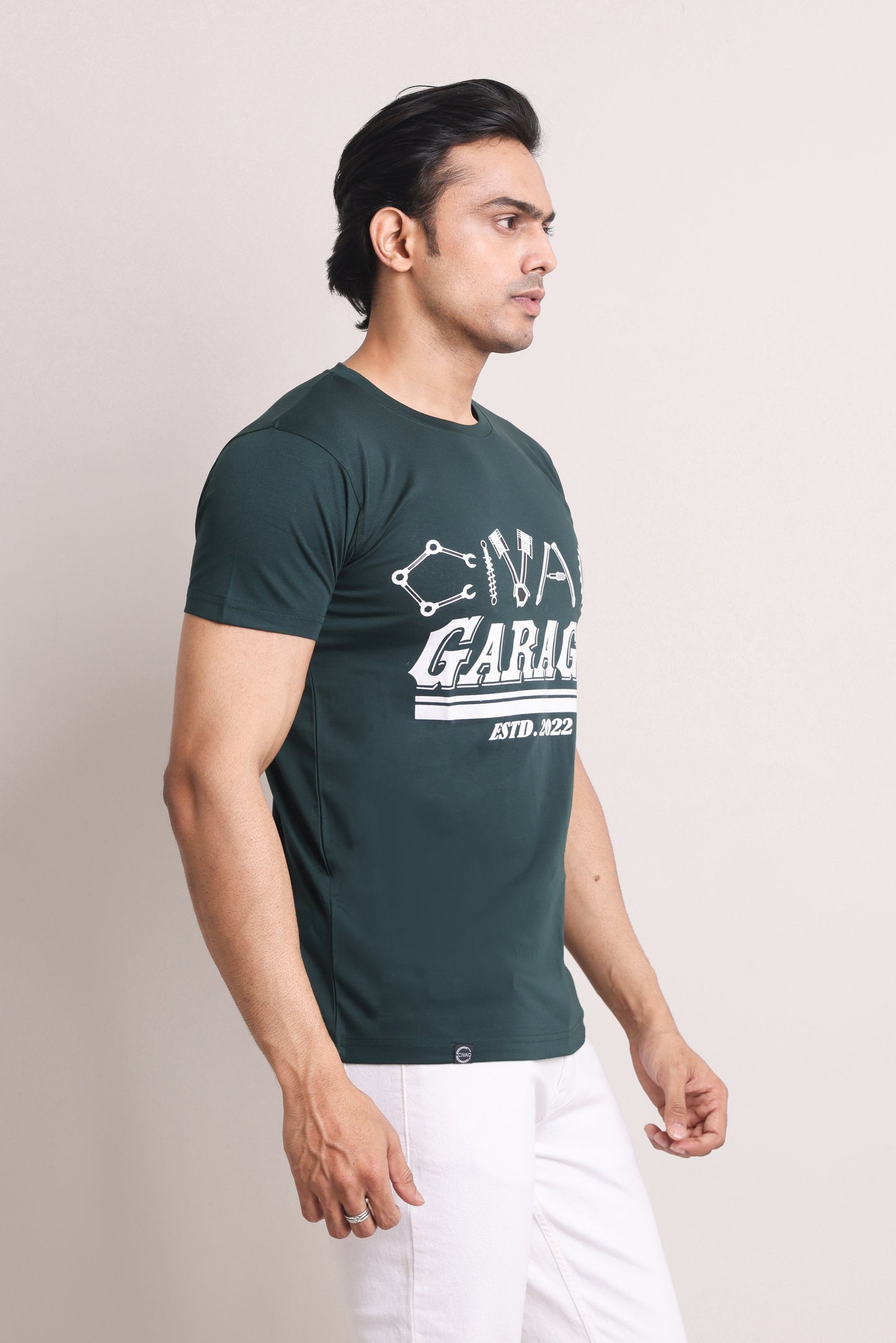 Garage Men Dark Green Slim Fit T-shirts