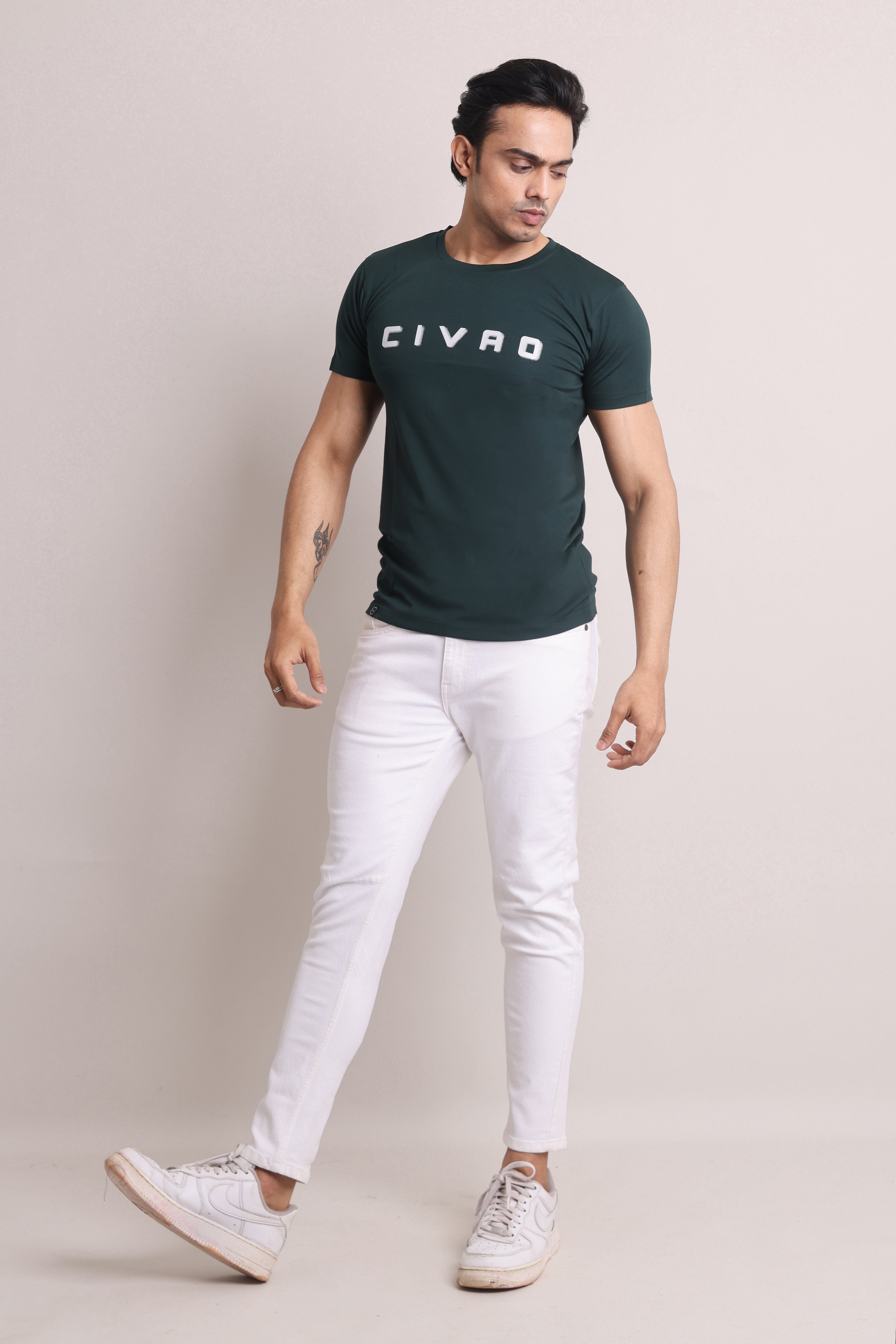 The Civao  Slim Fit Dark green T-Shirt