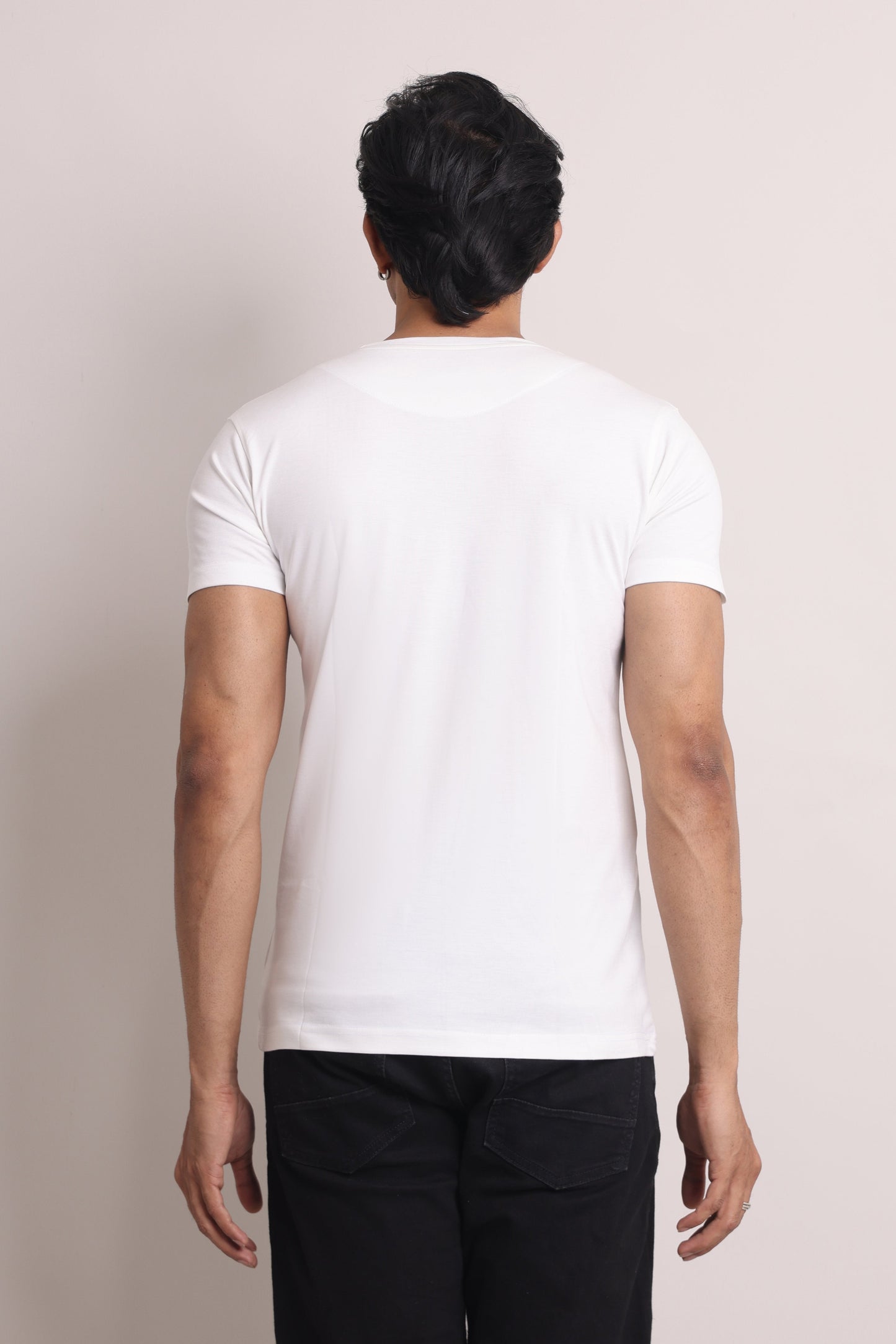 The Civao Slim Fit White T-Shirt